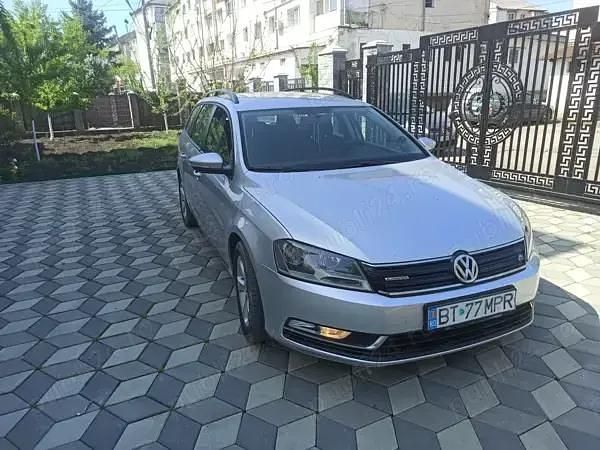 Gri Utilizat 2013 VW Passat Break | 6.300 EUR (Preț OK) - Imagine 1/4