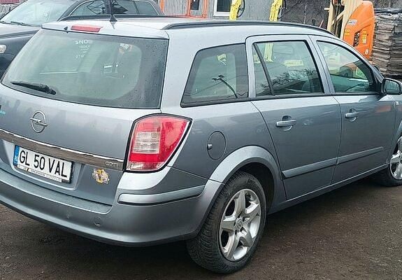 Second-hand Opel Astra 90 CP (66 kW) 2007 Bej Hatchback