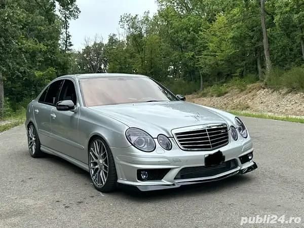 Gri Utilizat 2007 Mercedes E280 Berlinǎ | 25.900 EUR - Imagine 1/4