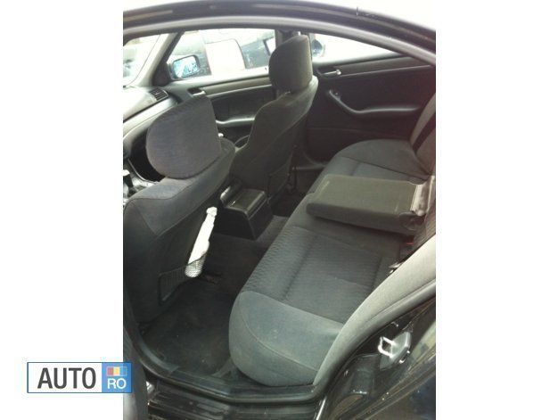 Negru Utilizat 2001 BMW 320 Sport Line Berlinǎ | 1.950 EUR (Preț OK) - Imagine 1/3