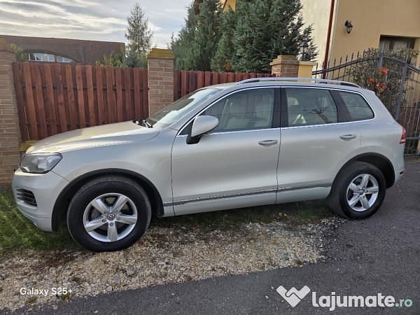 Second-hand VW Touareg 245 CP (180 kW) 2012 Culoareargint SUV