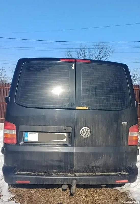 Second-hand VW T5 130 CP (95 kW) 2008 Negru Van