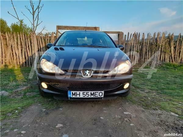 Second-hand Peugeot 206 75 CP (55 kW) 2005 Negru Hatchback