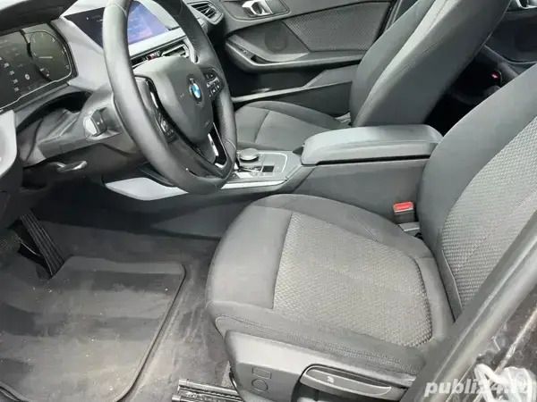 Utilizat 2019 BMW 118 Hatchback | 19.000 EUR - Imagine 1/4