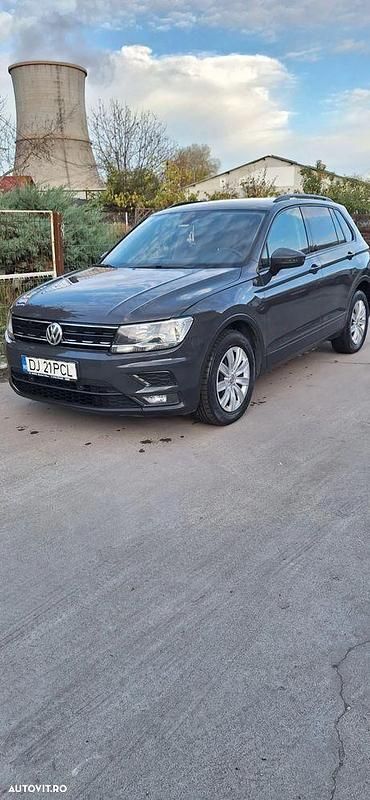 Culoaregri Utilizat 2019 VW Tiguan Comfortline SUV | 15.990 EUR (Super Preț) - Imagine 1/4