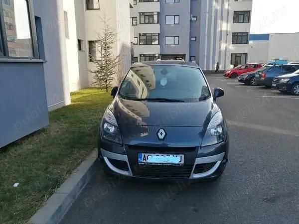 Utilizat 2011 Renault Scénic III Monovolum | 5.000 EUR (Scump) - Imagine 1/4