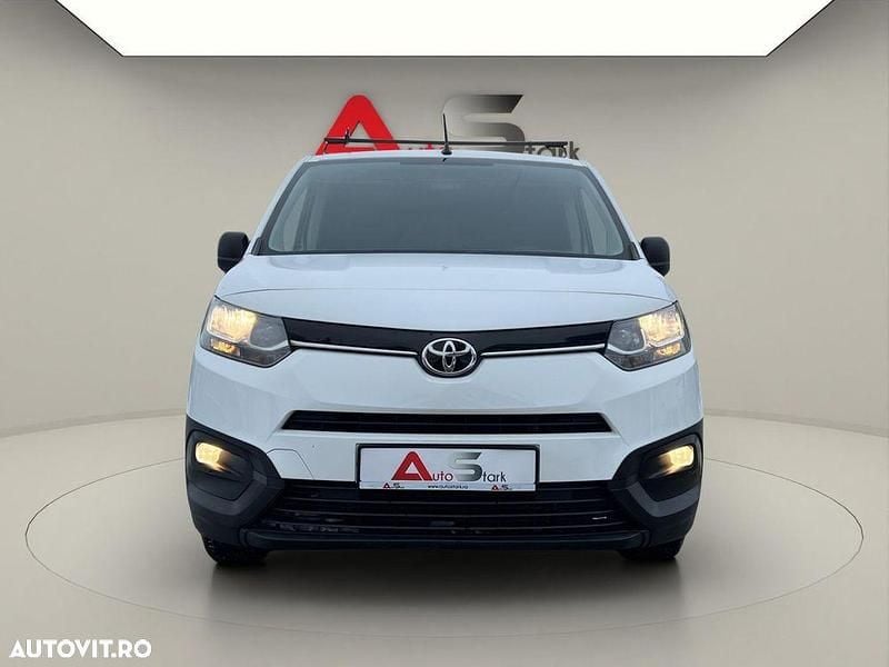 Second-hand Toyota Proace 102 CP (75 kW) 2021 Culoarealb Monovolum