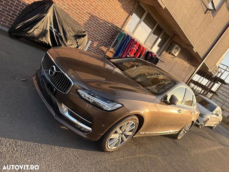 Culoaremaro Utilizat 2017 Volvo S90 Inscription Berlinǎ | 17.500 EUR (Super Preț) - Imagine 1/4