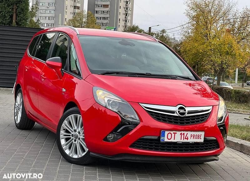 Culoarerosu Utilizat 2015 Opel Zafira Tourer Selection Monovolum | 6.390 EUR (Preț bun) - Imagine 1/4