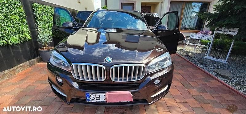 Second-hand BMW X5 313 CP (230 kW) 2016 Culoaremaro SUV
