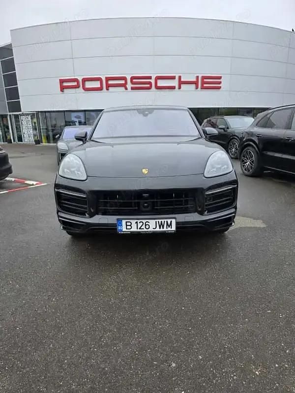 Negru Utilizat 2020 Porsche Cayenne S SUV | 60.500 EUR (Preț OK) - Imagine 1/4