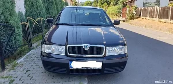Utilizat 2003 Skoda Octavia Classic Hatchback | 1.700 EUR (Preț OK) - Imagine 1/4
