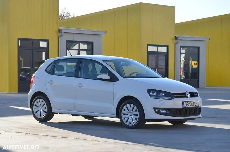 Culoarealb Utilizat 2014 VW Polo Highline | 5.200 EUR (Preț OK) - Imagine 1/4