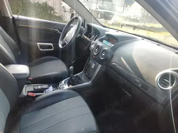 Utilizat 2011 Opel Antara SUV | 6.000 EUR - Imagine 1/4