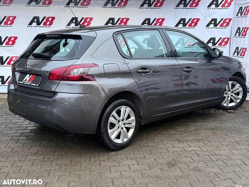 Second-hand Peugeot 308 Business-Line 130 CP (95 kW) 2018 Culoaremaro