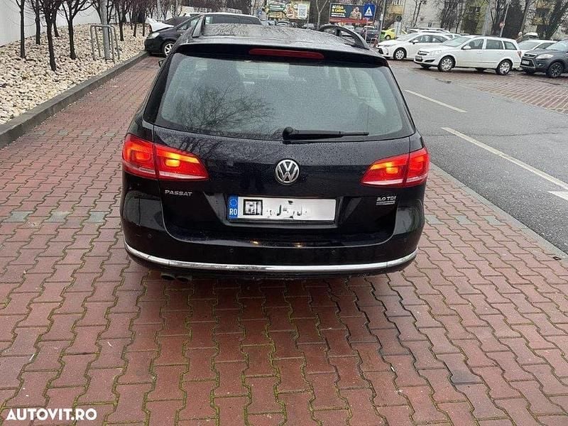 Second-hand VW Passat Comfortline 140 CP (102 kW) 2011 Culoarenegru Break