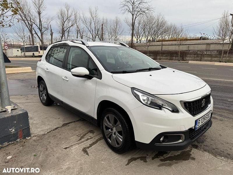 Culoarealb Utilizat 2017 Peugeot 2008 Allure SUV | 9.500 EUR (Preț OK) - Imagine 1/4