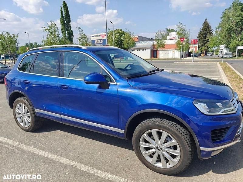 Second-hand VW Touareg 262 CP (192 kW) 2016 Culoarealbastru SUV