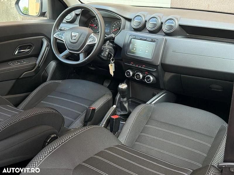 Second-hand Dacia Duster Prestige 115 CP (84 kW) 2019 Culoarenegru SUV