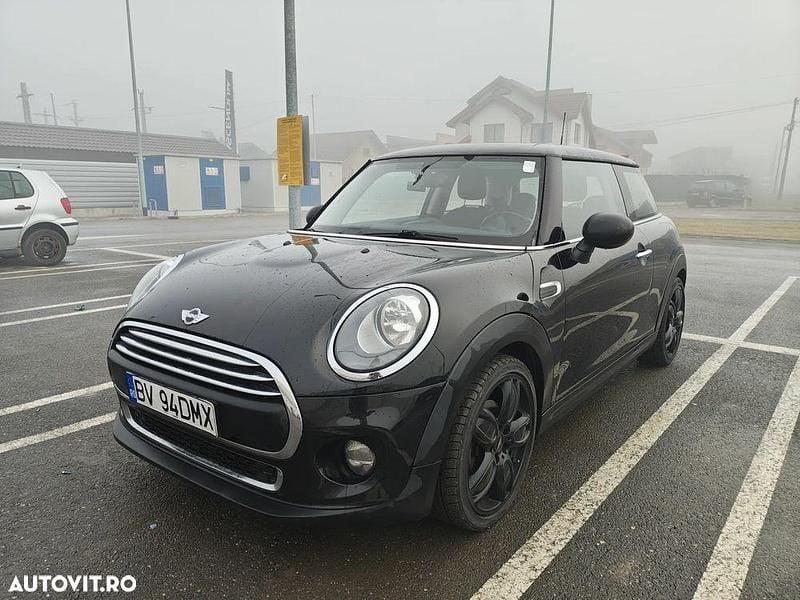 Second-hand Mini ONE 102 CP (75 kW) 2015 Culoarenegru Hatchback