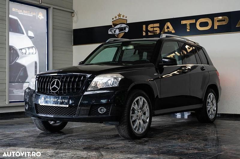 Culoarenegru Utilizat 2010 Mercedes GLK220 SUV | 7.999 EUR (Preț OK) - Imagine 1/4
