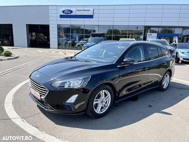Culoarenegru Utilizat 2020 Ford Focus Monovolum | 11.000 EUR (Preț OK) - Imagine 1/4