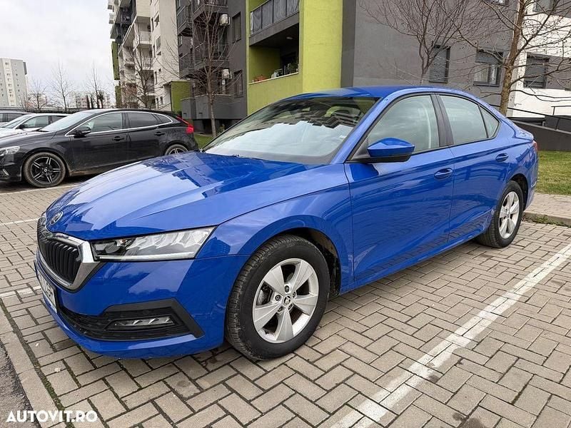 Culoarealbastru Second-hand 2022 Skoda Octavia Style Break | 15.900 EUR (Preț bun) - Imagine 1/4