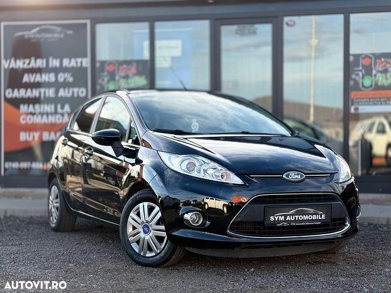Culoarenegru Utilizat 2012 Ford Fiesta | 3.990 EUR (Preț OK) - Imagine 1/4