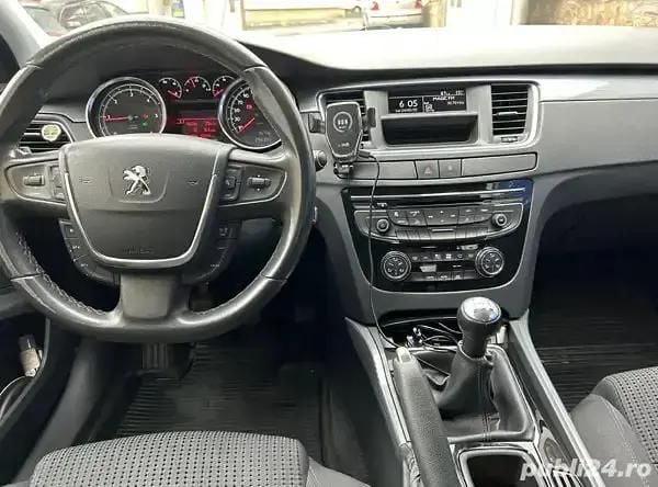 Albastru Utilizat 2013 Peugeot 508 Berlinǎ | 4.250 EUR (Preț bun) - Imagine 1/4