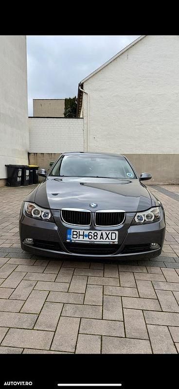 Gri Utilizat 2007 BMW 320 Berlinǎ | 4.900 EUR (Preț OK) - Imagine 1/4