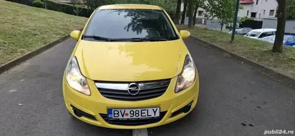 Galben Utilizat 2011 Opel Corsa Berlinǎ | 2.590 EUR (Preț bun) - Imagine 1/4