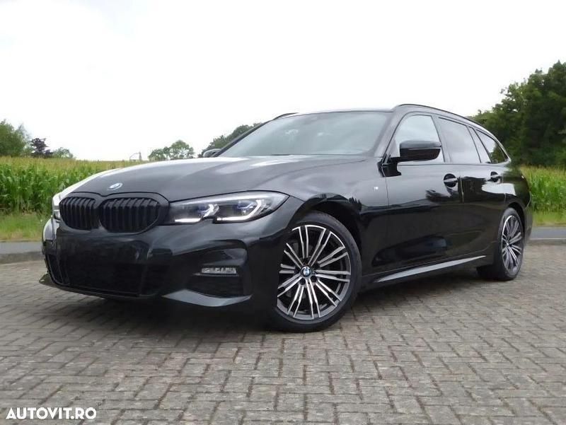 Negru Utilizat 2021 BMW 320 M Sport Break | 21.950 EUR (Preț bun) - Imagine 1/4