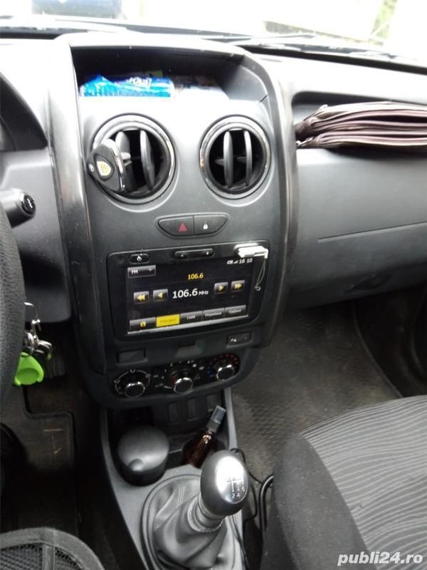 Albastru marin Utilizat 2014 Dacia Duster SUV | 6.000 EUR (Preț OK) - Imagine 1/4