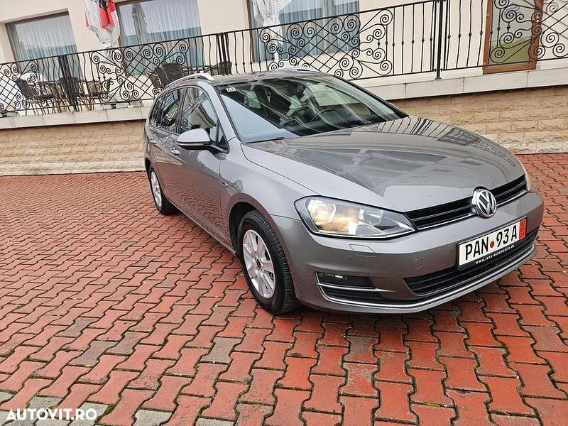 Second-hand VW Golf VII LOUNGE 110 CP (80 kW) 2016 Culoarebej Break