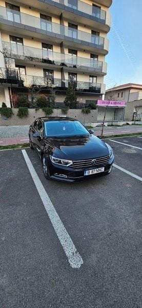 Negru Utilizat 2018 VW Passat Berlinǎ | 13.500 EUR (Super Preț) - Imagine 1/4