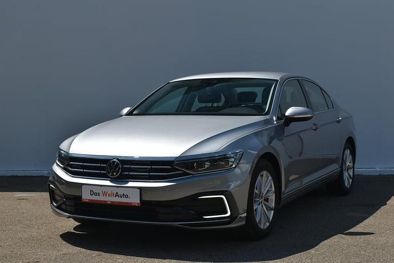 Gri inchisnormal Utilizat 2021 VW Passat GTE | 24.900 EUR (Puțin scump) - Imagine 1/4