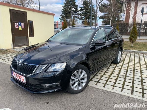 Negru Utilizat 2020 Skoda Octavia Break | 9.490 EUR (Preț bun) - Imagine 1/4