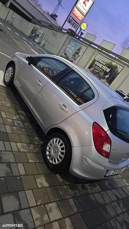 Second-hand Opel Corsa Edition 75 CP (55 kW) 2014 Culoaregri Hatchback
