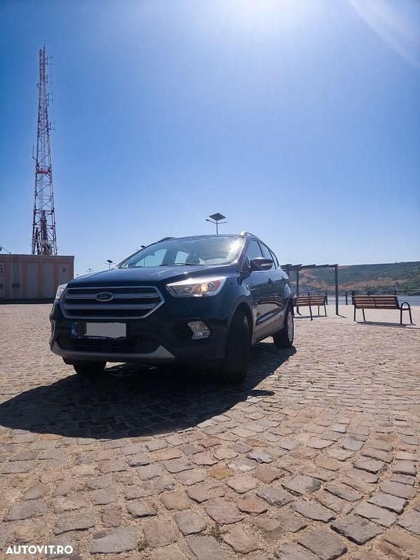 Culoarealbastru Utilizat 2017 Ford Kuga Business Edition SUV | 11.500 EUR (Preț OK) - Imagine 1/4