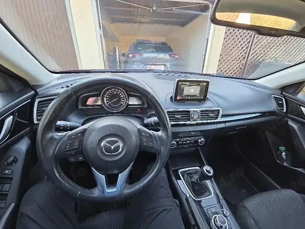 Second-hand Mazda 3 100 CP (73 kW) 2015 Berlinǎ