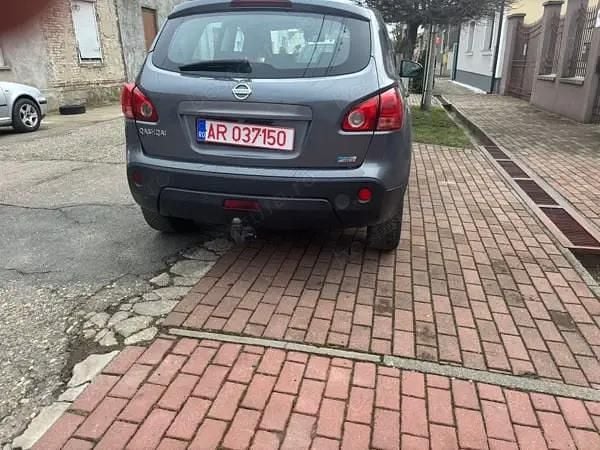 Second-hand Nissan Qashqai 110 CP (80 kW) 2010 Gri SUV