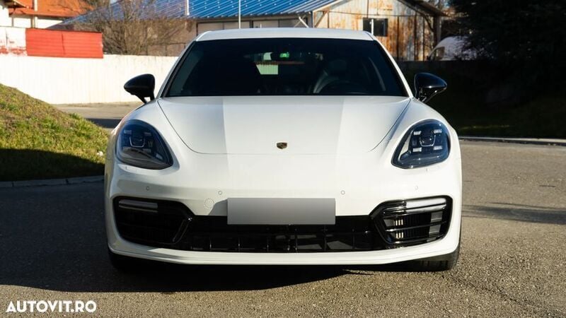 Alb Utilizat 2019 Porsche Panamera 4 Berlinǎ | 65.000 EUR - Imagine 1/4
