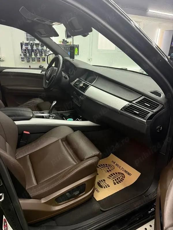 Second-hand BMW X5 285 CP (209 kW) 2012 Negru SUV