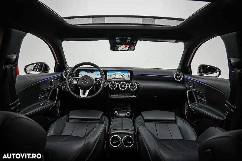 Second-hand Mercedes A180 Progressive 116 CP (85 kW) 2019 Culoarealb Hatchback