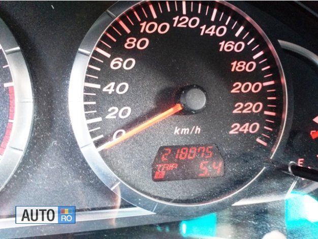 Gri Utilizat 2007 Mazda 6 Inclusive Break | 2.999 EUR - Imagine 1/4