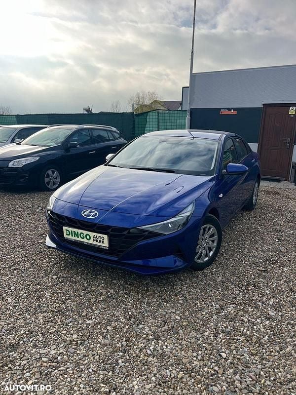 Culoarealbastru Utilizat 2022 Hyundai Elantra Classic Berlinǎ | 15.900 EUR (Preț bun) - Imagine 1/4