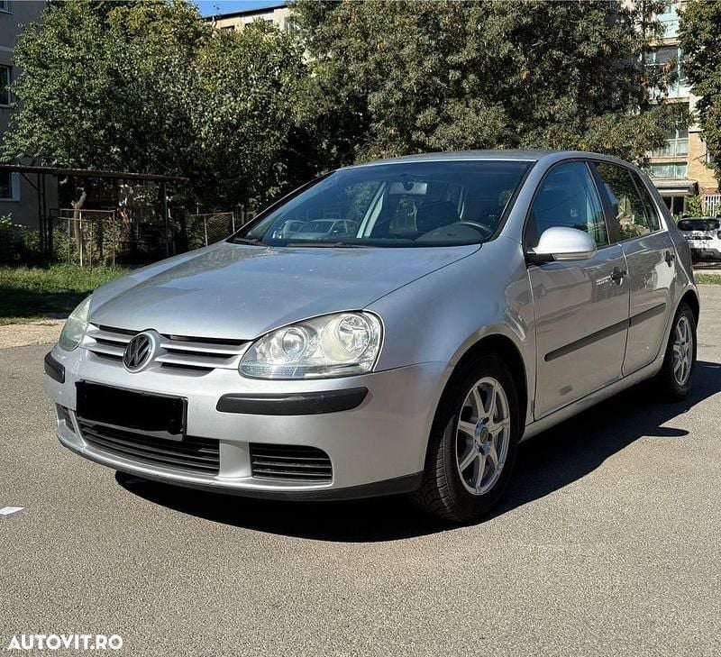 Culoareargint Utilizat 2006 VW Golf V Comfortline Hatchback | 2.650 EUR (Preț OK) - Imagine 1/4
