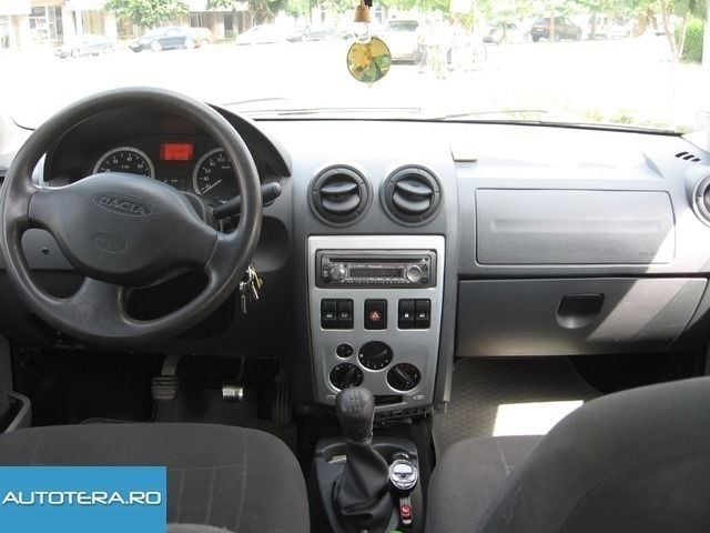 Second-hand Dacia Logan 90 CP (66 kW) 2005 Gri metalizat Berlinǎ