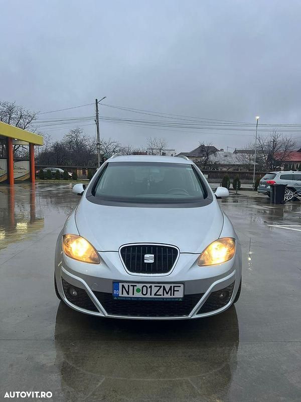 Second-hand Seat Altea XL 105 CP (77 kW) 2011 Culoaregri Monovolum