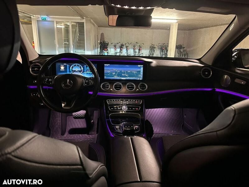 Negru Utilizat 2016 Mercedes E220 Berlinǎ | 21.600 EUR (Preț OK) - Imagine 1/4